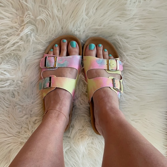 Tie Dye Footbed Sandals - Picture 7 of 16
